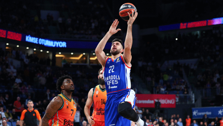 Anadolu Efes, Valencia’ya 92-91 mağlup oldu