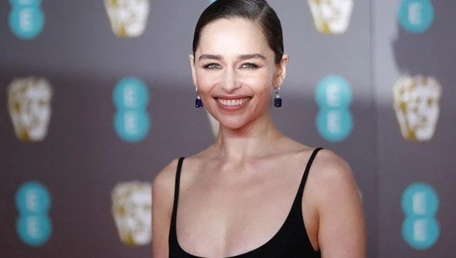 Emilia Clarke Oscar Wilde’ın eşini canlandıracak