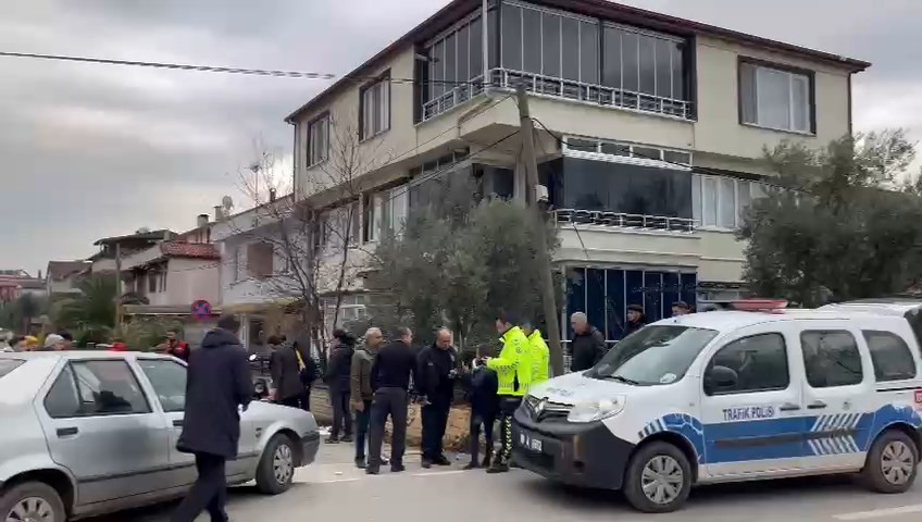 Bursa’da otomobil ile motosiklet çarpıştı