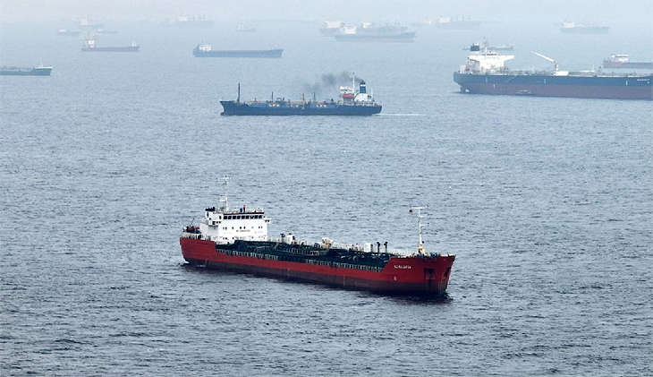 Teyit mektubu sunan 8 tanker boğazlardan geçti