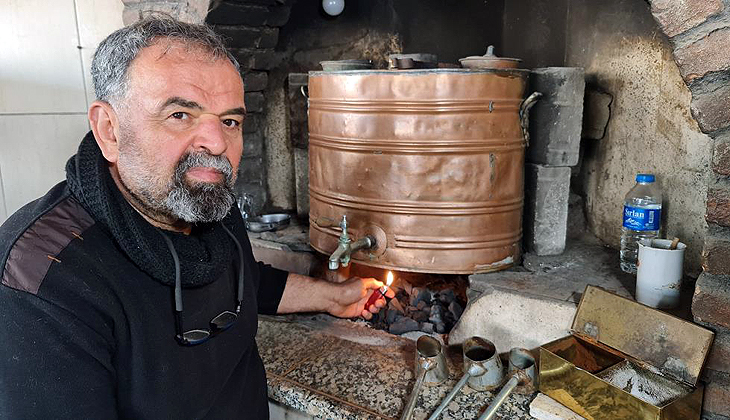 Odun ateşinde 69 yıldır demlenen çay davalık oldu