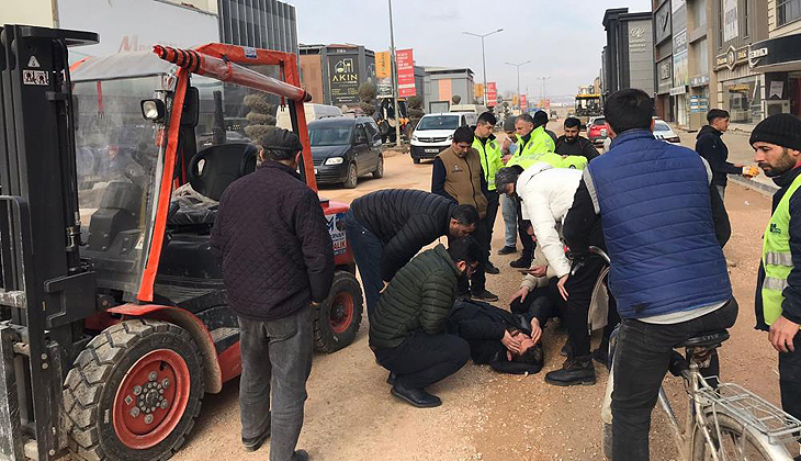 Bursa’da forkliftin çarptığı yaya yaralandı