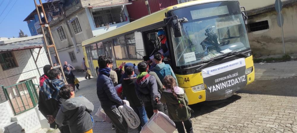 Bursa’nın sarı otobüsleri deprem bölgesinde