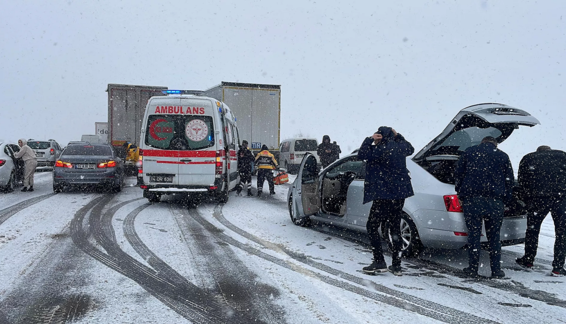 Anadolu Otoyolu’nun Bolu kesiminde zincirleme kaza