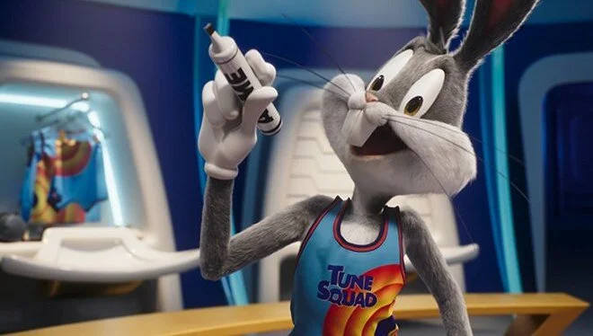 Bugs Bunny beyazperdeye dönüyor