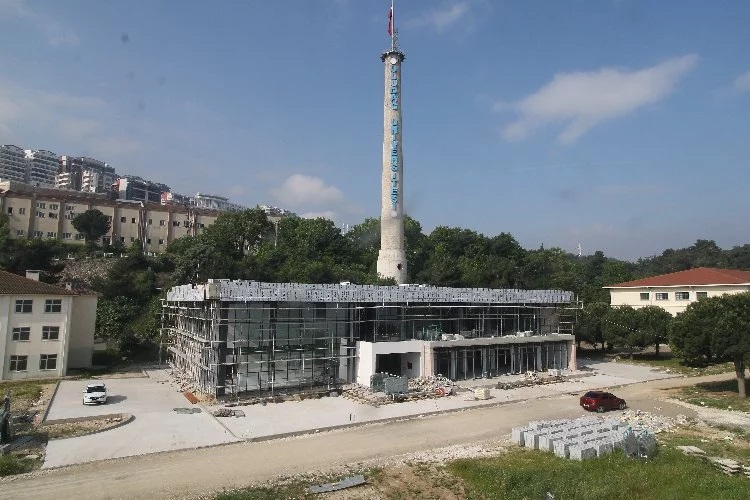 Gemlik’te yükseköğretimin kalitesi öğrenci merkeziyle artacak