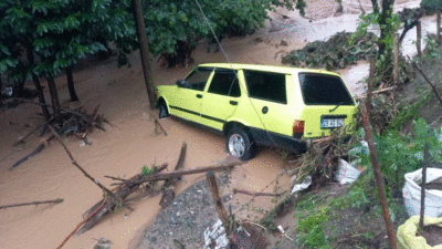 Giresun’da sel ve su baskını: Mahsur kalanlar tahliye edildi