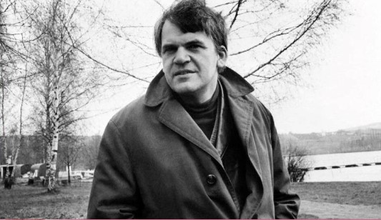 Usta yazar Milan Kundera hayatını kaybetti