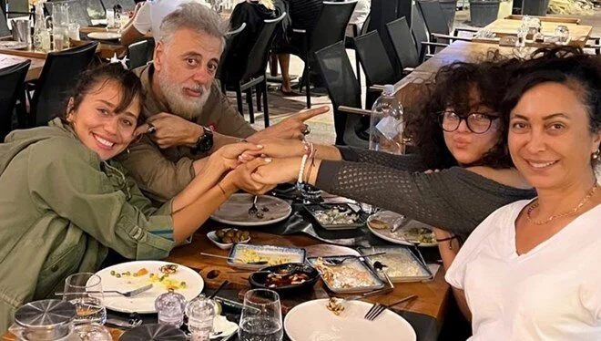 Yıllar sonra buluştular: Zeynep Alkan’dan aile pozu