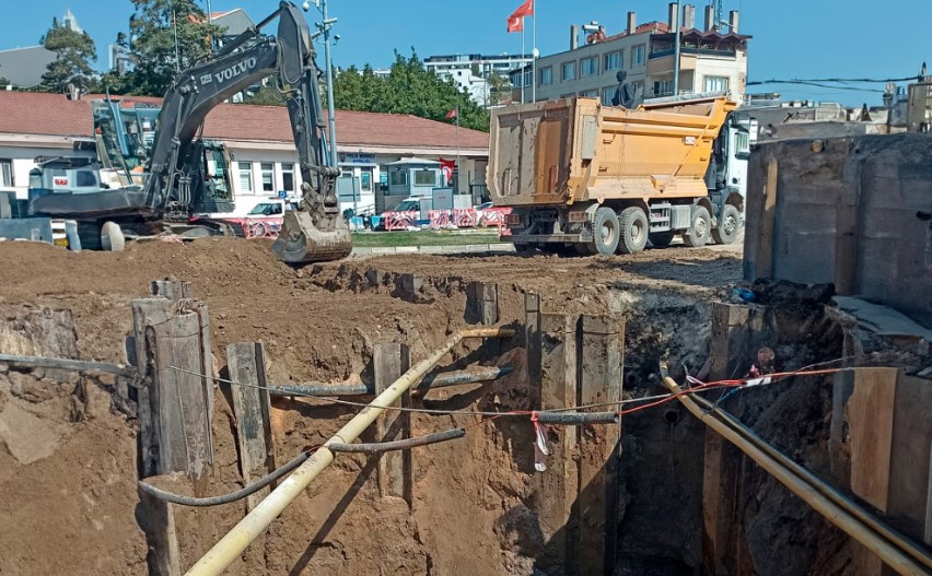 Mustafakemalpaşa’nın altyapısı sil baştan