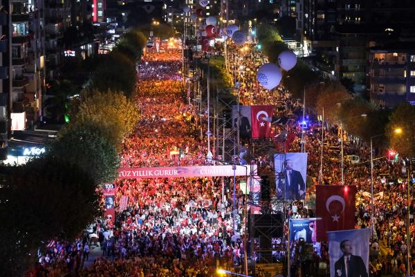 Bursa’da kurulan kadın bando takımı Türkiye’nin ilki oldu