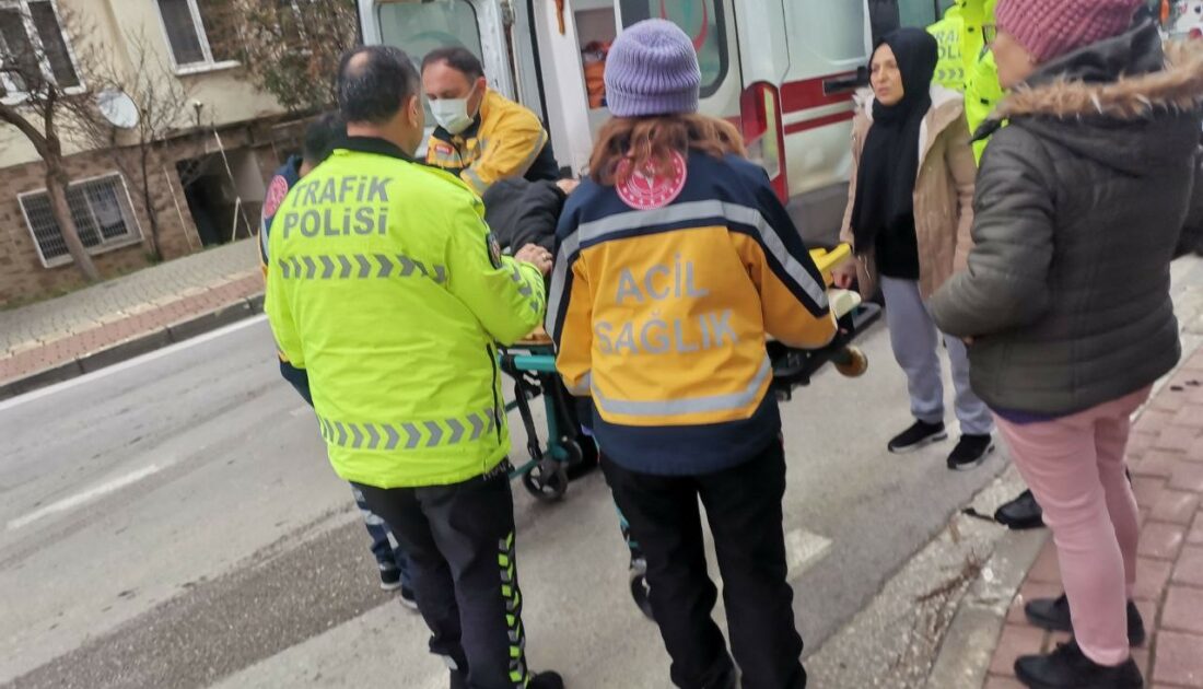 Bursa’da kaldırıma çarpan motosiklet sürücüsü yaralandı