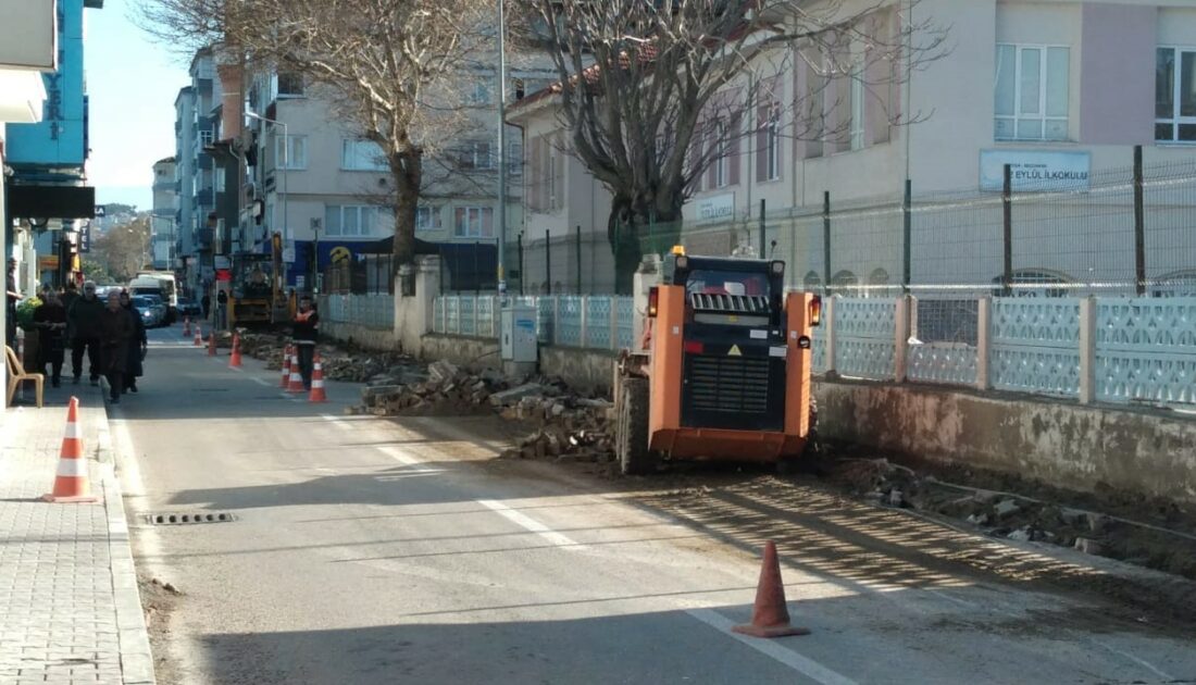 Bursa’da Mudanya’ya karlı havalara özel tretuvar