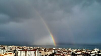 Bursa’da gökkuşağı hayran bıraktı!