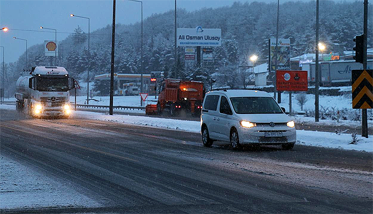 Bolu Dağı’nda ağır tonajlı araçların geçişine izin verilmiyor