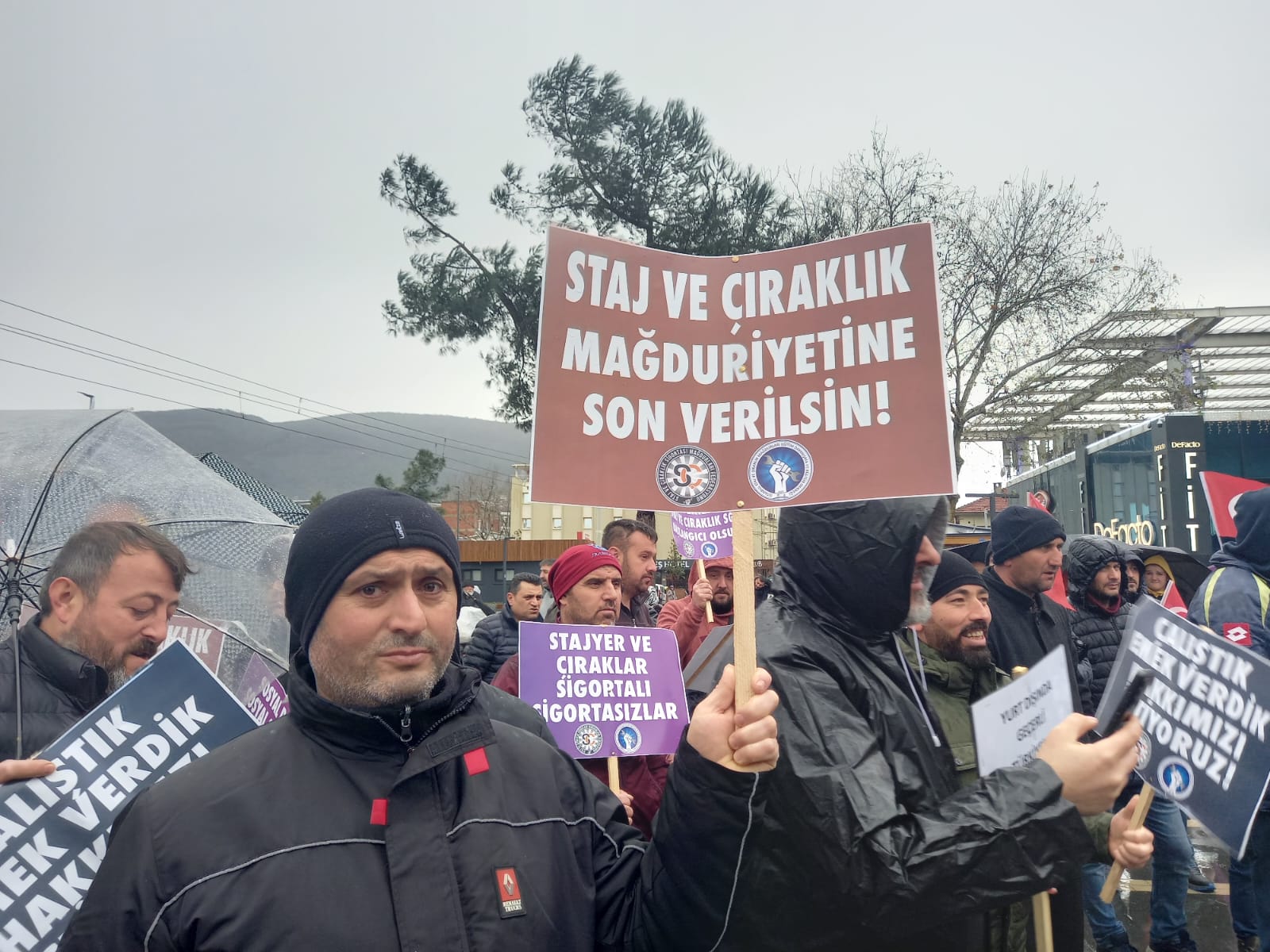 Staj ve çıraklık mağdurları: Sorun seçimden önce çözülmeli