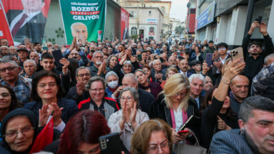 Özgür Özel, Yıldırım İlçe Başkanlığı açılışını yaptı