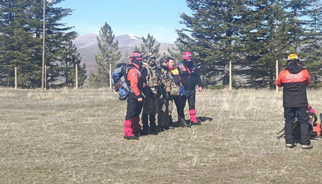 Dağcının cesedi helikopterle alındı