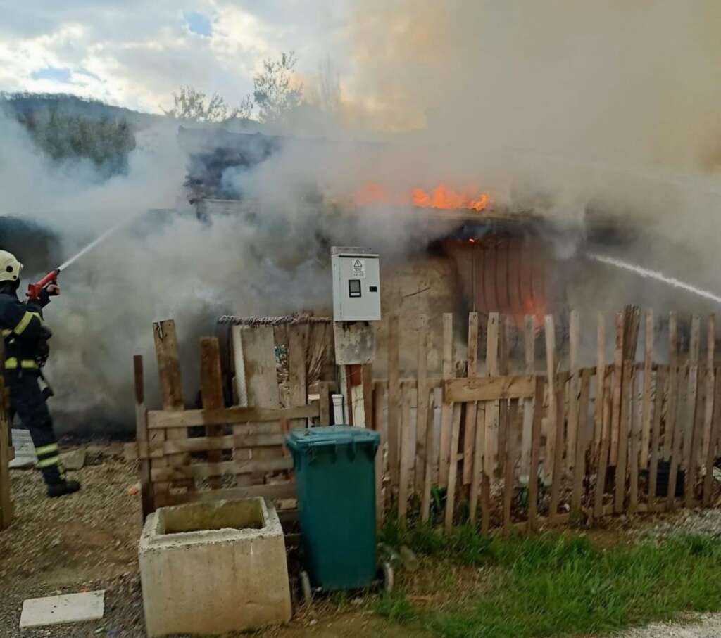 Müstakil evde korkutan yangın