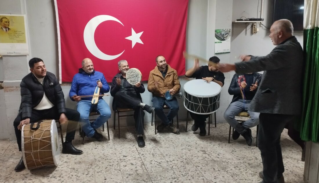 Bursa’da köy gençlerinden eğlenceli sahur