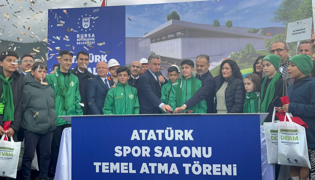 Bakan Bak Bursa’da Atatürk Spor Salonu temel atma töreninde