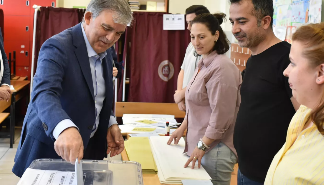 11. Cumhurbaşkanı Abdullah Gül, oyunu Beykoz’da kullandı