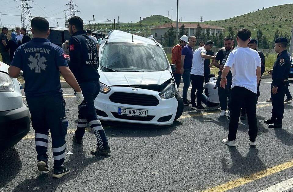 Mardin’de trafik kazası: 11 yaralı