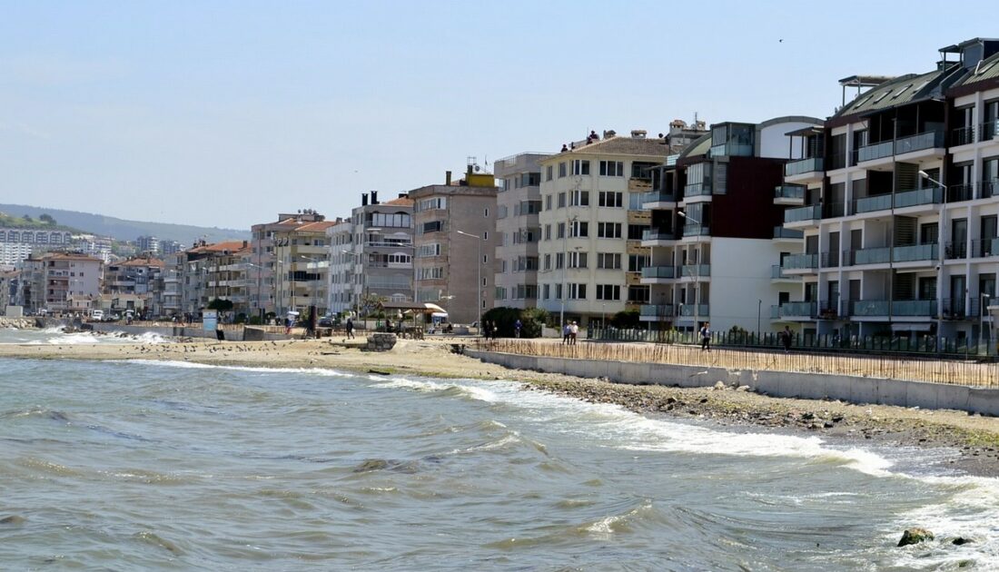 Güzelyalı sahil düzenlemesi esnaf ve vatandaşı çileden çıkardı