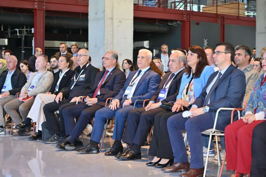 Başkan Bozbey: Marmara’daki tüm belediyeler depreme hazırlıklı olmak zorunda