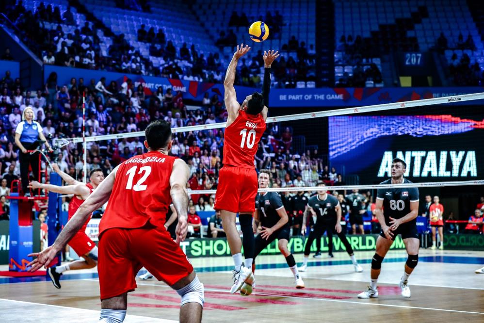 A Milli Erkek Voleybol Takımı, Kanada’ya 3-1 yenildi