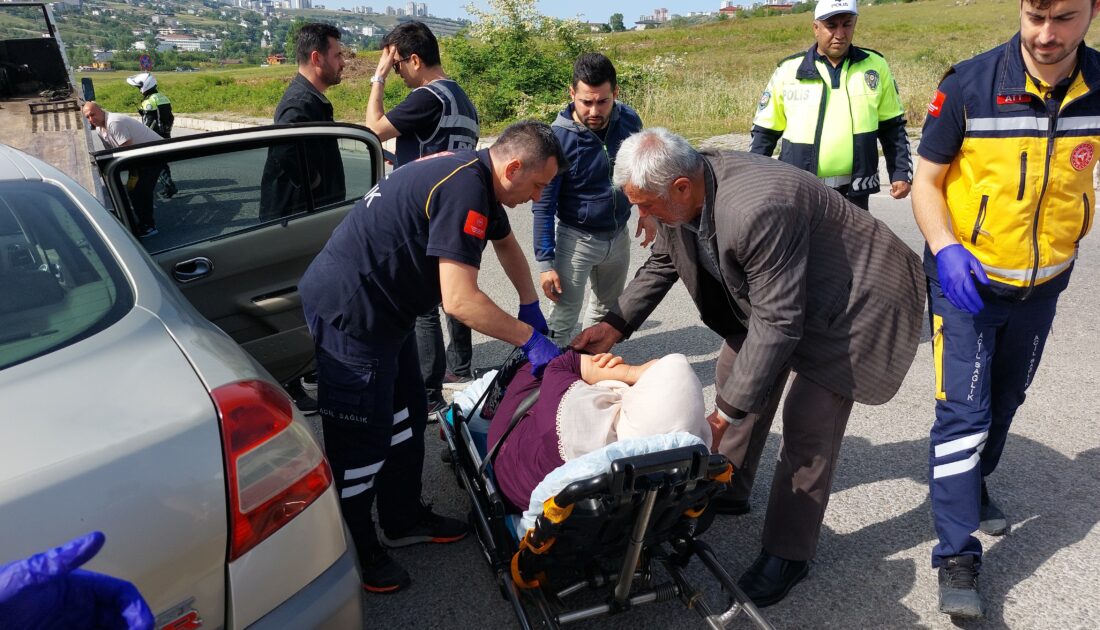 Otomobil TIR ile çarpıştı: Yaralı var