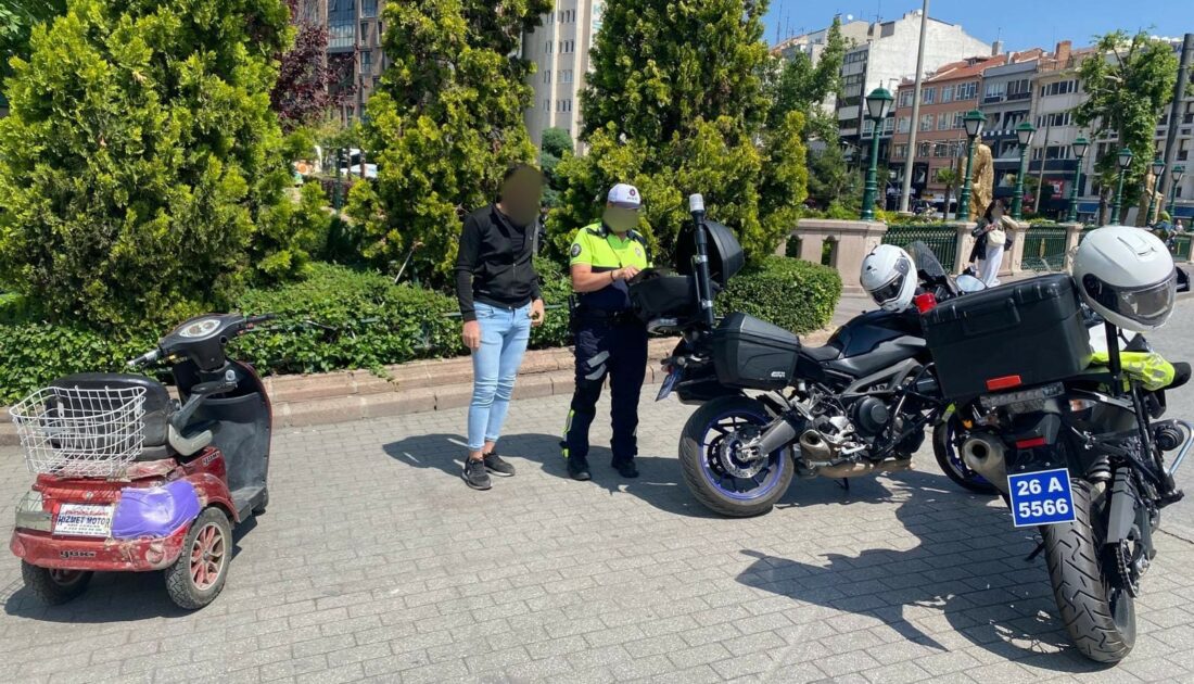 Trafiği kapalı alana giren 71 motosikletliye ceza yazıldı