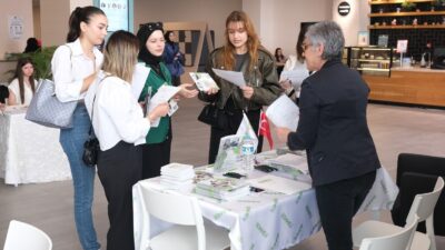 Mudanya Üniversitesinde ‘Sağlık Programlarında Kariyer Günü’ düzenlendi