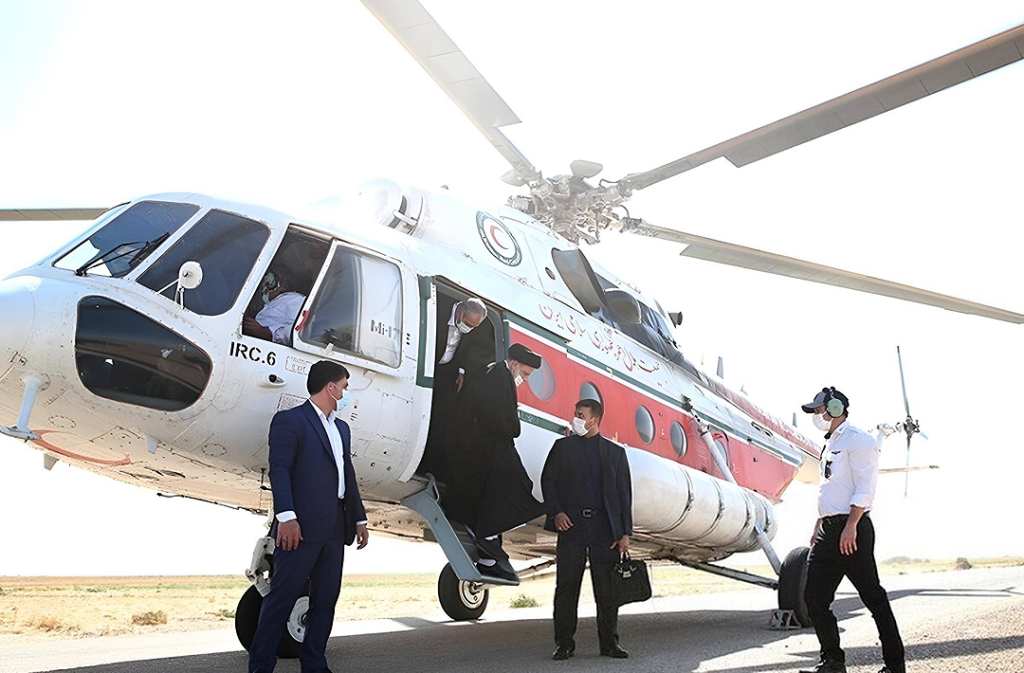 İran lideri Reisi’yi taşıyan helikopter kaza yaptı