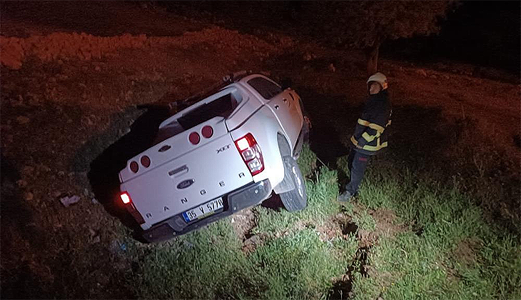 Mardin’de kamyonet devrildi: 3 yaralı