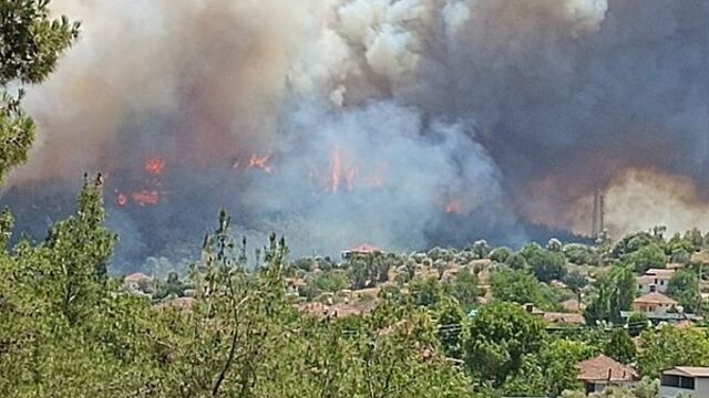 İzmir, Kahramanmaraş ve Karaman’da orman yangını! Vatandaşlar tahliye ediliyor