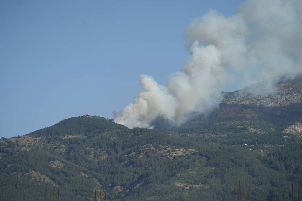 Manisa Spil Dağı Milli Parkı’nda yangın