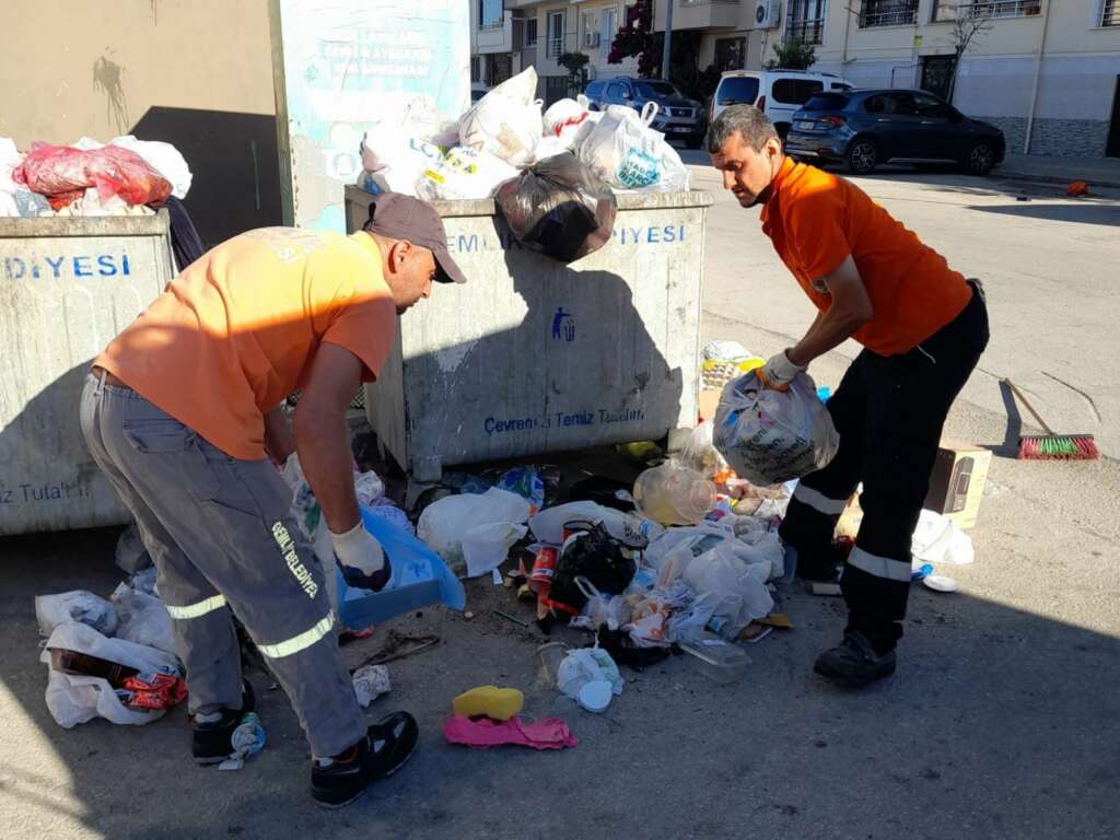 Gemlik’te temizlik seferberliği sürüyor