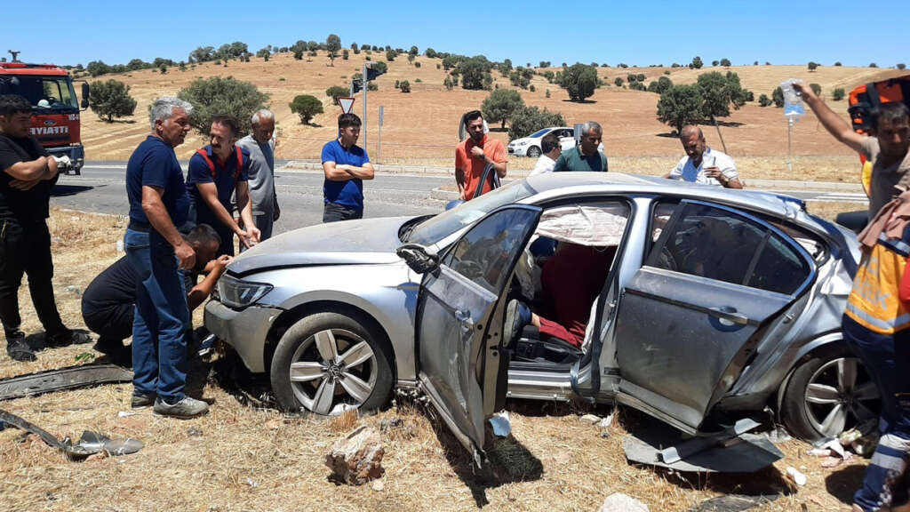 Mardin’deki feci kazada ağır yaralanan 2 kız kardeşten acı haber!