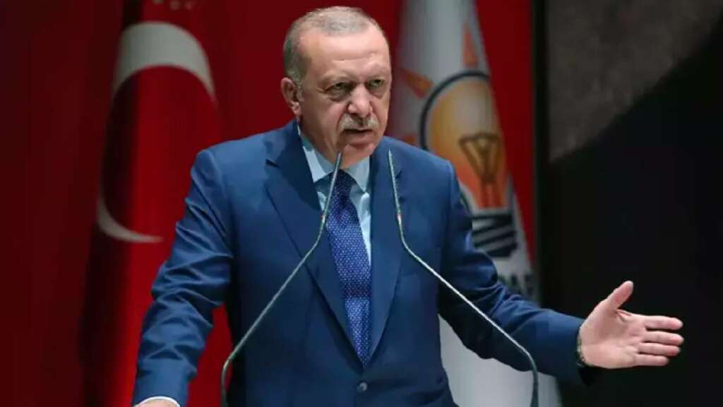 Havayollarındaki rötarlara ilişkin Erdoğan’dan talimat: Bu işi çözün, sorumluları hesaba çekin