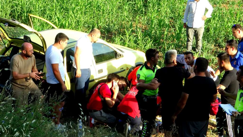 Hamile kadın otomobil ile tarlaya uçtu: 1 ağır yaralı