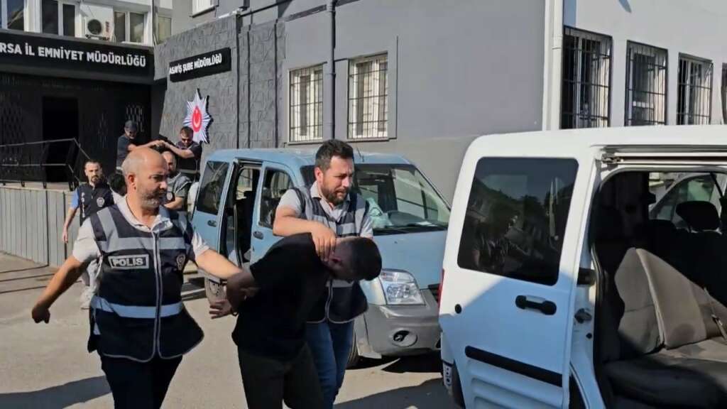 Bursa’da fuhuş operasyonu! 3 kişi tutuklandı