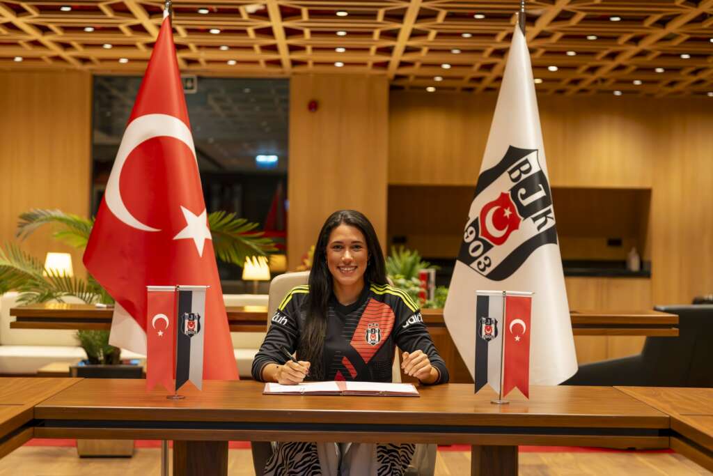 Beşiktaş yeni kaleci transferini açıkladı