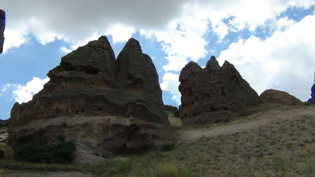 Kars’ın peri bacaları turizme kazandırılmayı bekliyor