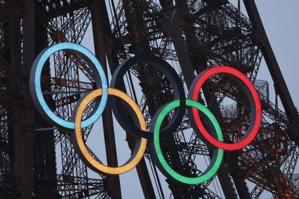 Paris 2024 Olimpiyat Oyunları görkemli bir törenle başladı