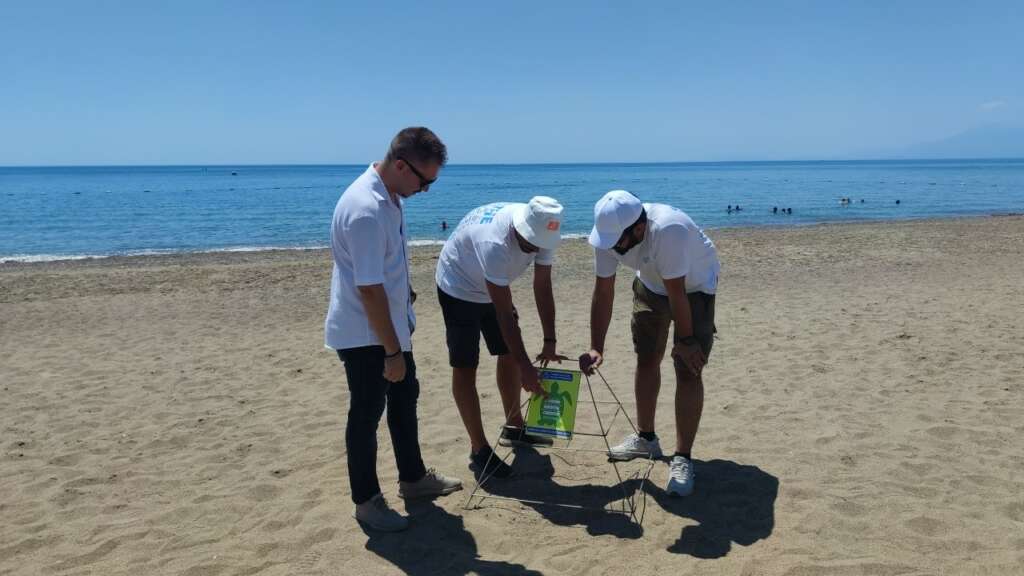 Turizm merkezi Kundu’da caretta caretta seferberliği