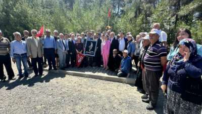 CHP lideri Özel’e Orhaneli’de coşkulu karşılama!