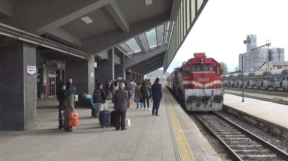 Doğu Ekspresi’ne yoğun ilgi