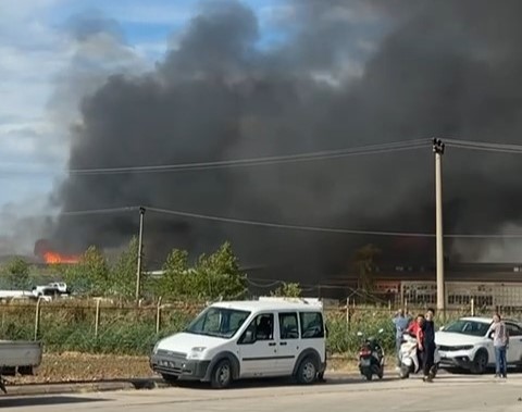 Bursa’da fabrika yangını