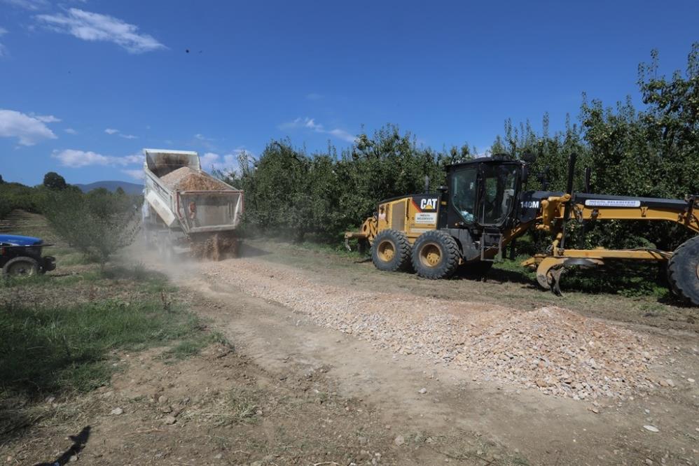 Bursa’da tarım arazilerine ulaşım ağı güçleniyor